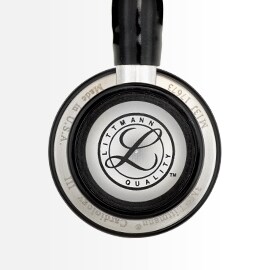 Nærbilde av den pediatriske siden på et 3M Littmann Kardiologi III-stetoskop med Littmann-kvalitetstetningen.